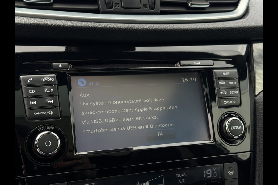 Nissan QASHQAI 1.2 Tekna+ 360 CAMERA / STOELVERW. / PANO / NAVI / PDC / TREKHAAK / LEDER / CRUISE / ECC / ELEKTR INKL SPIEG