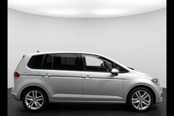Volkswagen Touran TSI COMFORTLINE 7PERS. TREKHAAK/PDC/NAVI/7-PERSOONS