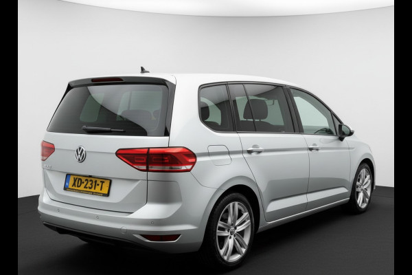 Volkswagen Touran TSI COMFORTLINE 7PERS. TREKHAAK/PDC/NAVI/7-PERSOONS