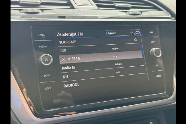 Volkswagen Touran TSI COMFORTLINE 7PERS. TREKHAAK/PDC/NAVI/7-PERSOONS