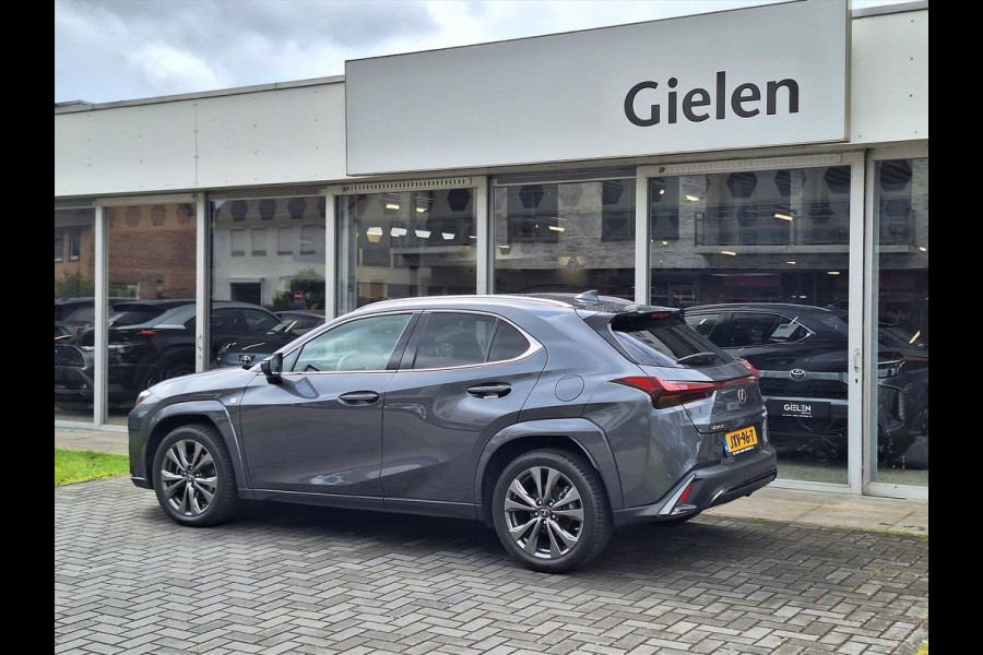 Lexus UX 250h F Sport Line | Head up display, Dodehoekherkenning, 18 inch, Stoel + Stuurverwarming, Keyless