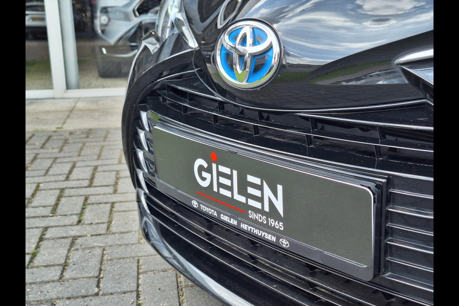 Toyota Yaris 1.5 Hybrid Design | Navigatie, Cruise control, Lichtmetalen velgen, Parkeercamera, Safety sense, Climate control