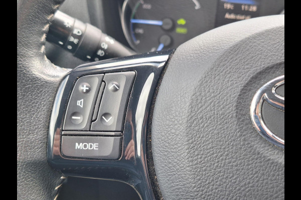 Toyota Yaris 1.5 Hybrid Design | Navigatie, Cruise control, Lichtmetalen velgen, Parkeercamera, Safety sense, Climate control