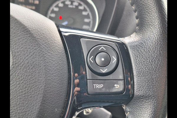 Toyota Yaris 1.5 Hybrid Design | Navigatie, Cruise control, Lichtmetalen velgen, Parkeercamera, Safety sense, Climate control