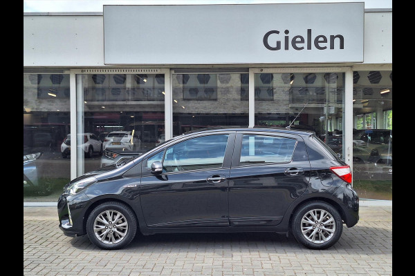 Toyota Yaris 1.5 Hybrid Design | Navigatie, Cruise control, Lichtmetalen velgen, Parkeercamera, Safety sense, Climate control