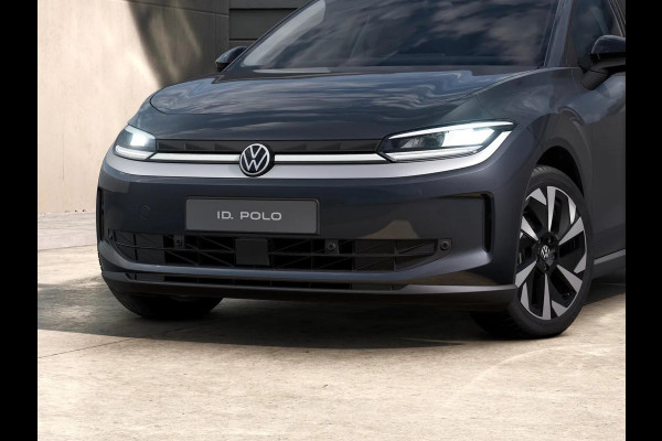 Volkswagen ID. Polo Life First Edition 52 kWh accu, 155 kW / 211 PK Ha Achteruitrijcamera | Carplay | Stoelverwarming