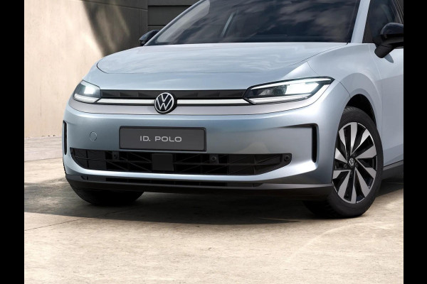 Volkswagen ID. Polo Life First Edition 52 kWh accu, 155 kW / 211 PK Ha Achteruitrijcamera | Carplay | Stoelverwarming