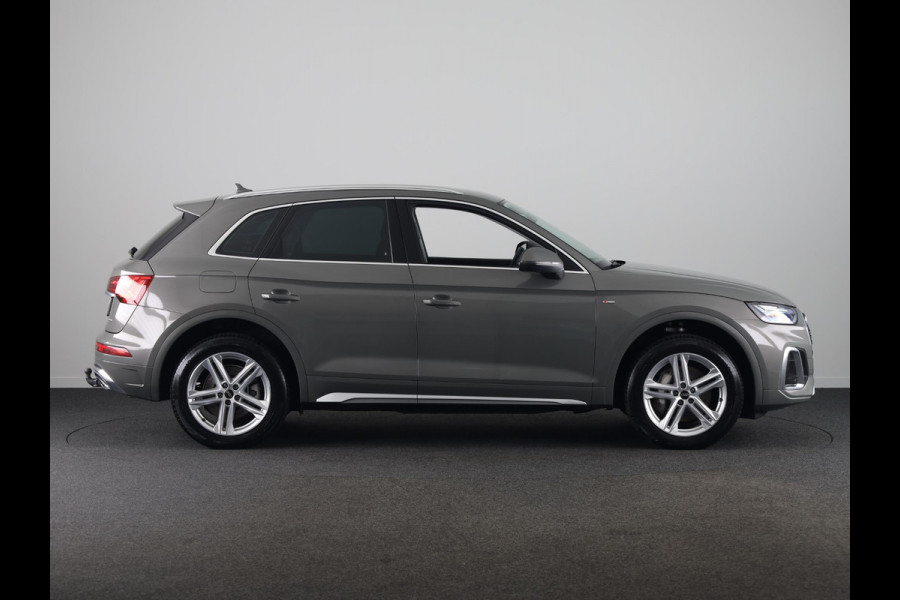 Audi Q5 50 TFSI e S edition 299 pk S-tronic | SOH 100% | Navigatie | Parkeersensoren | Achteruitrijcamera | Autom. airco (3 zones) | S-line