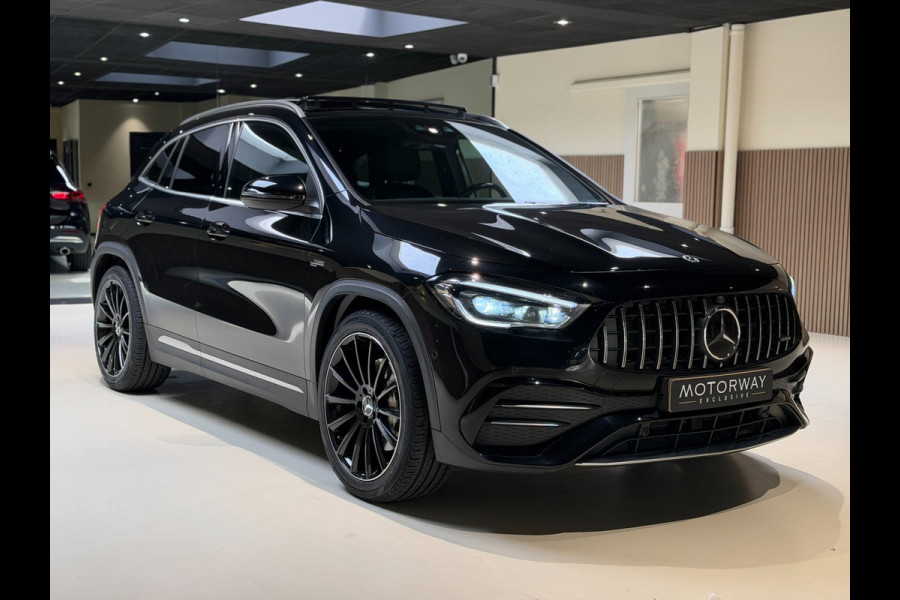 Mercedes-Benz GLA AMG 35 4Matic Pano|Memory|Camera|Stoelverwarming|ACC