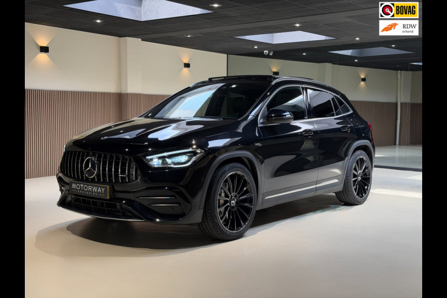Mercedes-Benz GLA AMG 35 4Matic Pano|Memory|Camera|Stoelverwarming|ACC