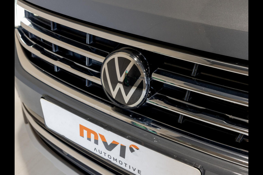 Volkswagen Tiguan 2.0 TSI 4Motion Elegance / 190pk / Trekhaak / Achteruitrij camera / Stoel verwarming voor en achter /