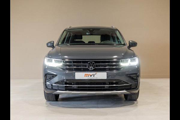 Volkswagen Tiguan 2.0 TSI 4Motion Elegance / 190pk / Trekhaak / Achteruitrij camera / Stoel verwarming voor en achter /