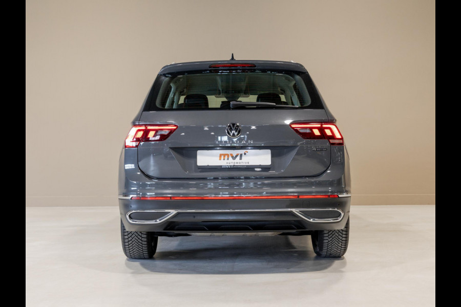 Volkswagen Tiguan 2.0 TSI 4Motion Elegance / 190pk / Trekhaak / Achteruitrij camera / Stoel verwarming voor en achter /