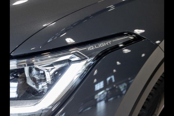 Volkswagen Tiguan 2.0 TSI 4Motion Elegance / 190pk / Trekhaak / Achteruitrij camera / Stoel verwarming voor en achter /