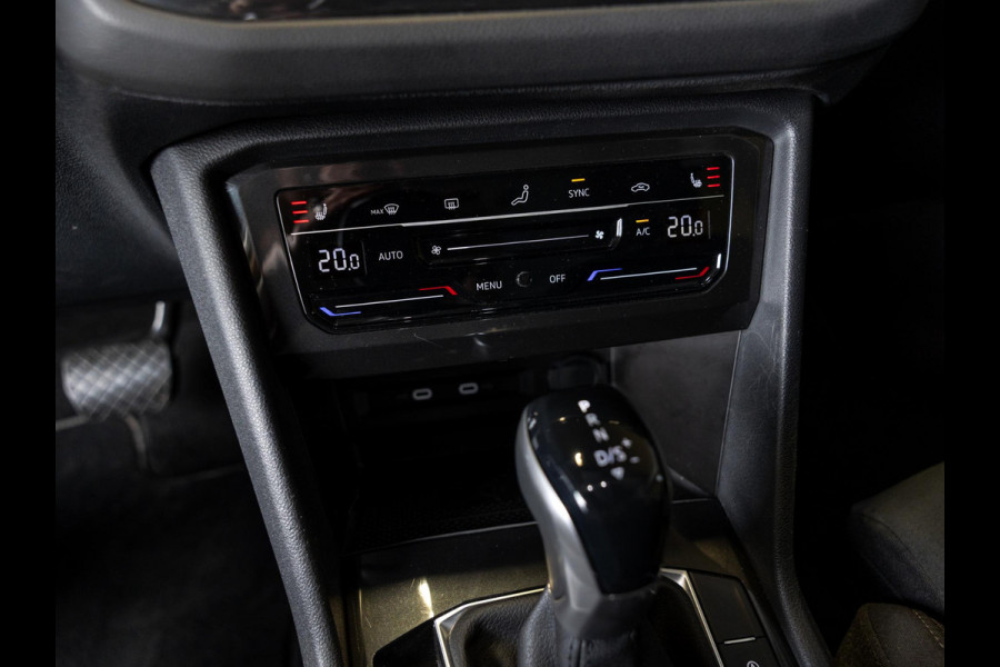 Volkswagen Tiguan 2.0 TSI 4Motion Elegance / 190pk / Trekhaak / Achteruitrij camera / Stoel verwarming voor en achter /