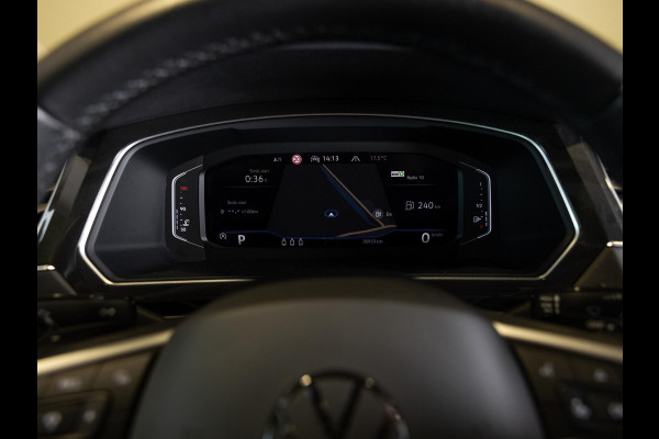 Volkswagen Tiguan 2.0 TSI 4Motion Elegance / 190pk / Trekhaak / Achteruitrij camera / Stoel verwarming voor en achter /