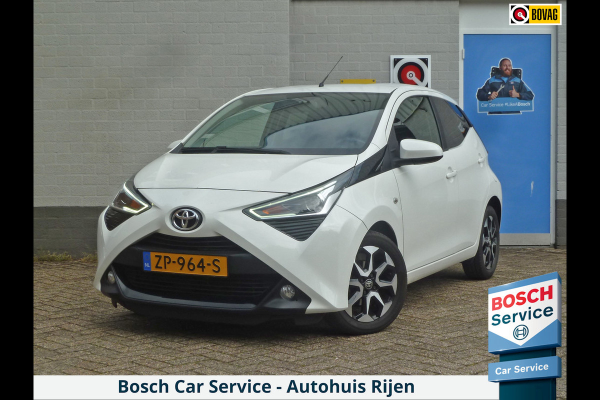 Toyota Aygo 1.0 VVT-i x-cite|Camera|Apple-Carplay/Android-Auto|Climate-Control|LM-Velgen|Cruise-Control|Dealer-onderhouden