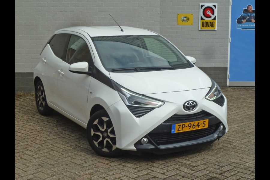 Toyota Aygo 1.0 VVT-i x-cite|Camera|Apple-Carplay/Android-Auto|Climate-Control|LM-Velgen|Cruise-Control|Dealer-onderhouden
