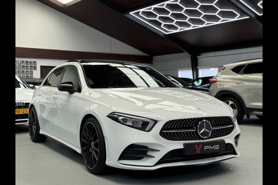 Mercedes-Benz A-Klasse 200 AMG Pakket Panorama CarPlay