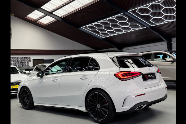 Mercedes-Benz A-Klasse 200 AMG Pakket Panorama CarPlay