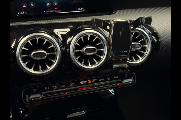 Mercedes-Benz A-Klasse 200 AMG Pakket Panorama CarPlay