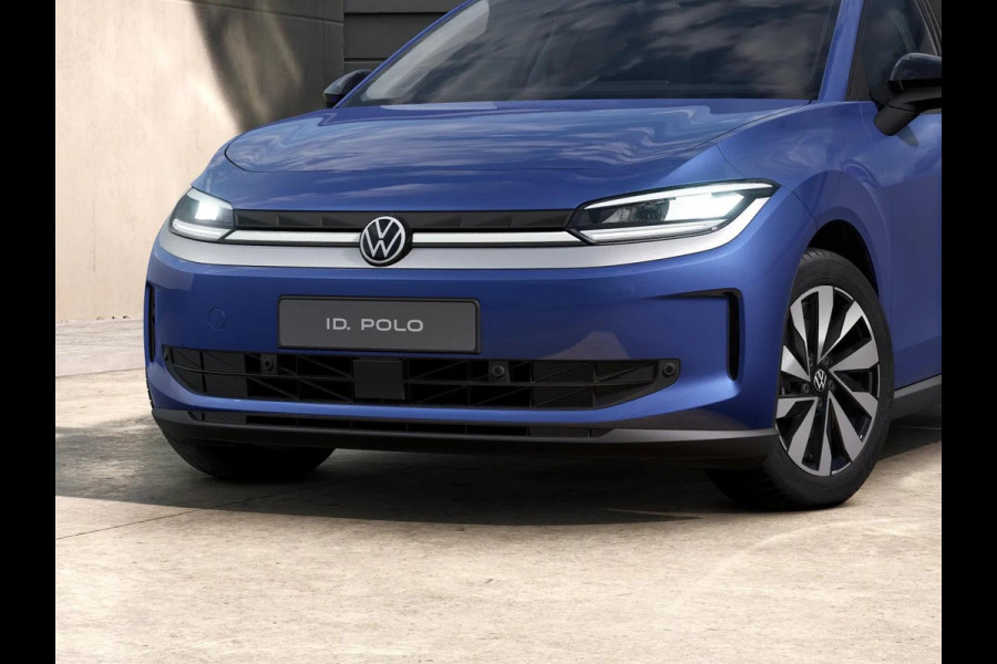 Volkswagen ID. Polo Life First Edition 52 kWh accu, 155 kW / 211 PK Ha Achteruitrijcamera | Carplay | Stoelverwarming