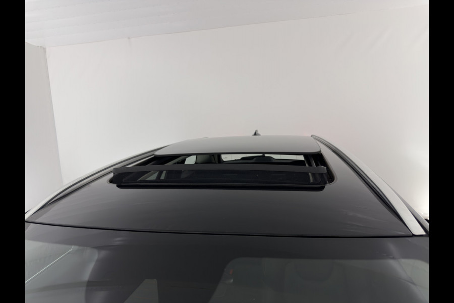 Volvo V60 2.0 T6 Recharge AWD Inscription (Plug-in) (INCL-BTW) Aut. *PANO | LEATHER | FULL-LED | MEMORY-PACK | KEYLESS | DIGI-COCKPIT | NAVI-FULLMAP | HEATED-SPORTSEATS | ECC | CRUISE | DAB | TOWBAR | 19''ALU*