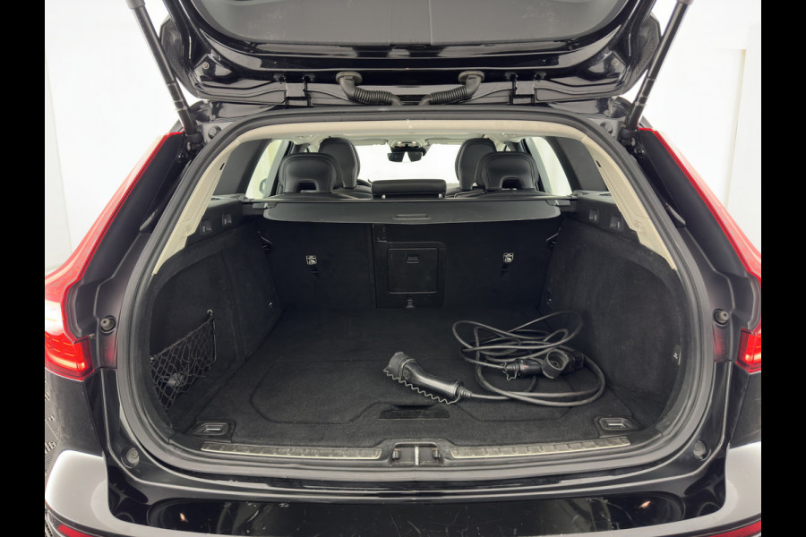 Volvo V60 2.0 T6 Recharge AWD Inscription (Plug-in) (INCL-BTW) Aut. *PANO | LEATHER | FULL-LED | MEMORY-PACK | KEYLESS | DIGI-COCKPIT | NAVI-FULLMAP | HEATED-SPORTSEATS | ECC | CRUISE | DAB | TOWBAR | 19''ALU*