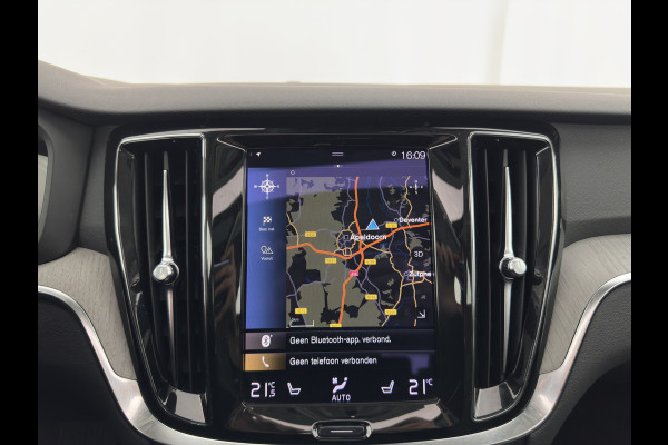 Volvo V60 2.0 T6 Recharge AWD Inscription (Plug-in) (INCL-BTW) Aut. *PANO | LEATHER | FULL-LED | MEMORY-PACK | KEYLESS | DIGI-COCKPIT | NAVI-FULLMAP | HEATED-SPORTSEATS | ECC | CRUISE | DAB | TOWBAR | 19''ALU*