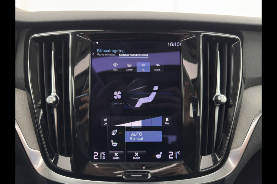 Volvo V60 2.0 T6 Recharge AWD Inscription (Plug-in) (INCL-BTW) Aut. *PANO | LEATHER | FULL-LED | MEMORY-PACK | KEYLESS | DIGI-COCKPIT | NAVI-FULLMAP | HEATED-SPORTSEATS | ECC | CRUISE | DAB | TOWBAR | 19''ALU*