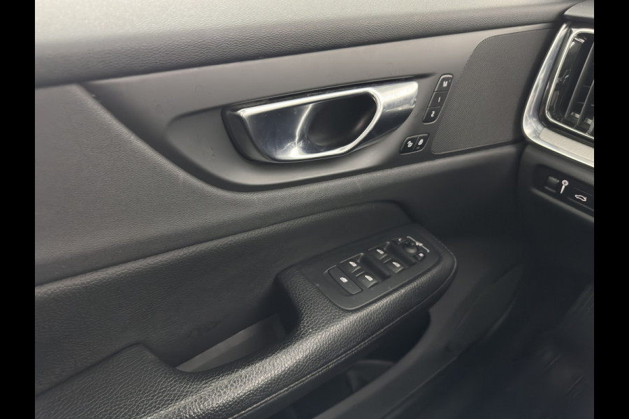 Volvo V60 2.0 T6 Recharge AWD Inscription (Plug-in) (INCL-BTW) Aut. *PANO | LEATHER | FULL-LED | MEMORY-PACK | KEYLESS | DIGI-COCKPIT | NAVI-FULLMAP | HEATED-SPORTSEATS | ECC | CRUISE | DAB | TOWBAR | 19''ALU*