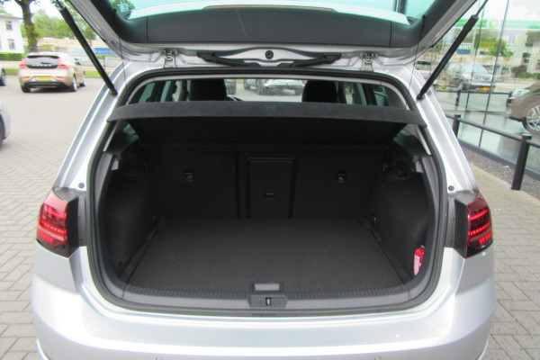 Volkswagen Golf 1.5 TSI Automaat Comfortline, Navi, Panoramadak, Ad, CC