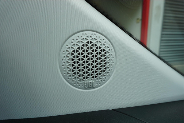 Fiat 500 e La Prima | Ultra Luxe | Leer | Panorama | Adaptive cruise + Lane | Apple Carplay | 17inck Sportvelgen | Full LED | Acid Yellow