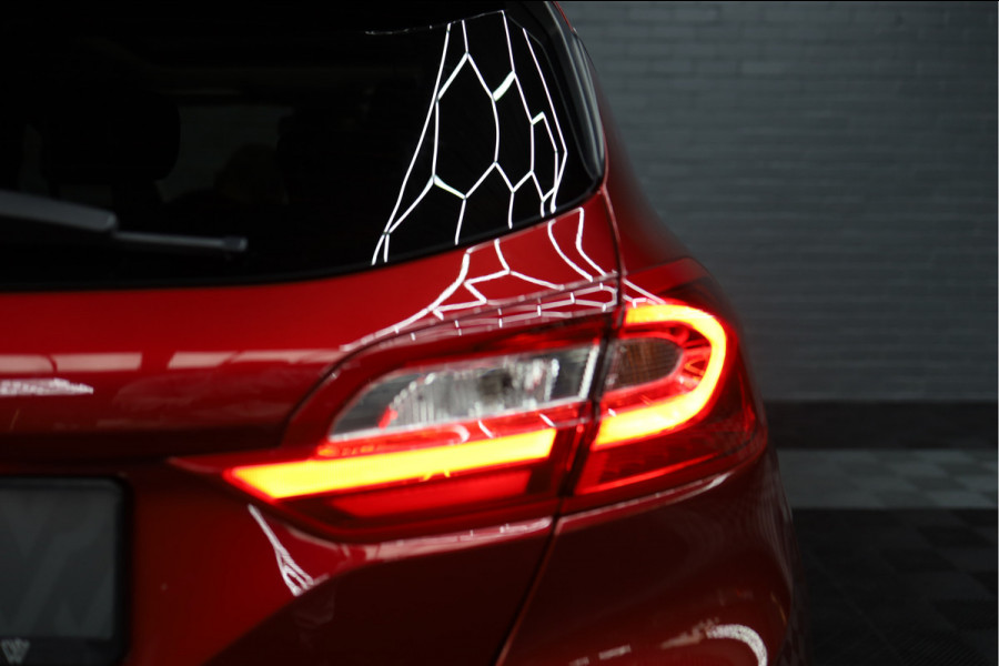 Ford Fiesta 1.0 EcoBoost Vignale | PANORAMADAK | AUTOMAAT | TREKHAAK | CAMERA | PDC | LMV |