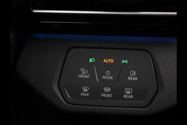 Volkswagen ID.4 Business 77 kWh SOH 83% Leder Navigatie 19" Lichtmetalen Velgen Apple Carplay/Android Auto Climate Control Warmtepomp Stoelverwarming Led Parkeer sensoren
