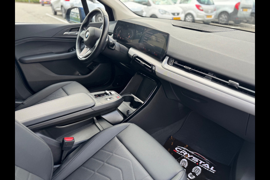 BMW 220i Active Tourer Automaat Led Camera Leder Navigatie