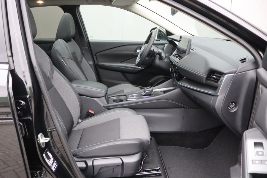 Nissan QASHQAI 1.3DIG-T MHEV 158PK Automaat N-Connecta Panoramadak/Winter-pack/Elektr.-klep/Head-Up/Adapt.-cruise