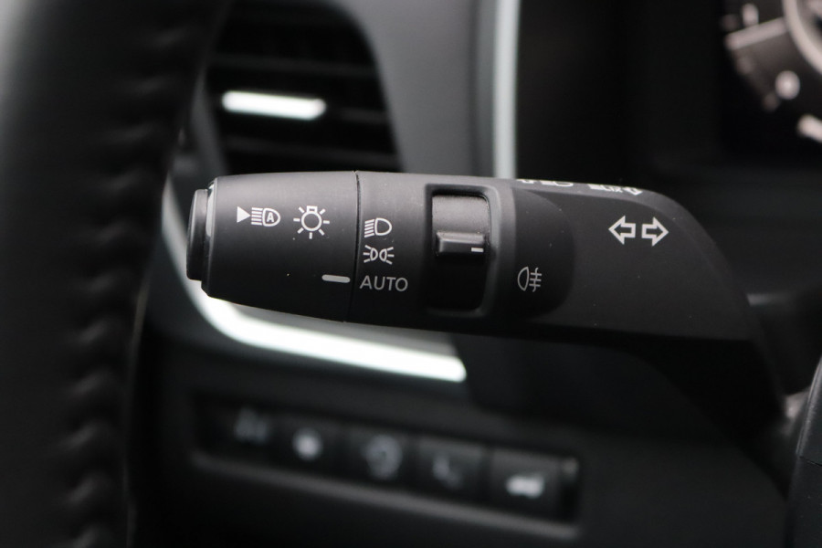 Nissan QASHQAI 1.3DIG-T MHEV 158PK Automaat N-Connecta Panoramadak/Winter-pack/Elektr.-klep/Head-Up/Adapt.-cruise