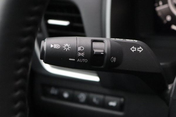 Nissan QASHQAI 1.3DIG-T MHEV 158PK Automaat N-Connecta Panoramadak/Winter-pack/Elektr.-klep/Head-Up/Adapt.-cruise