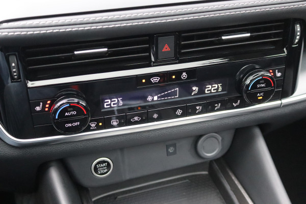 Nissan QASHQAI 1.3DIG-T MHEV 158PK Automaat N-Connecta Panoramadak/Winter-pack/Elektr.-klep/Head-Up/Adapt.-cruise