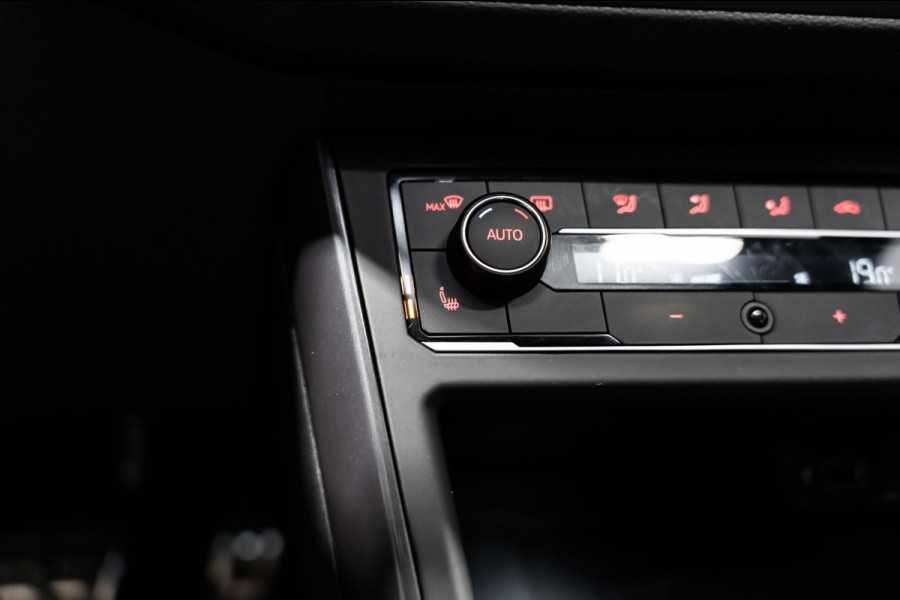 Volkswagen Polo 1.5 TSI R-Line Pano Camera Cruise Led Virtual