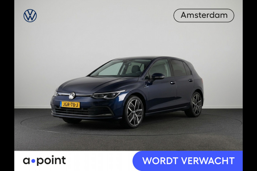 Volkswagen Golf 1.5 eHybrid Style Edition 204 pk Automaat (DSG) | Verlengde garantie | Navigatie via App | Parkeersensoren (Park assist) | Achteruitrijcamera | Stoel/stuur verwarming |