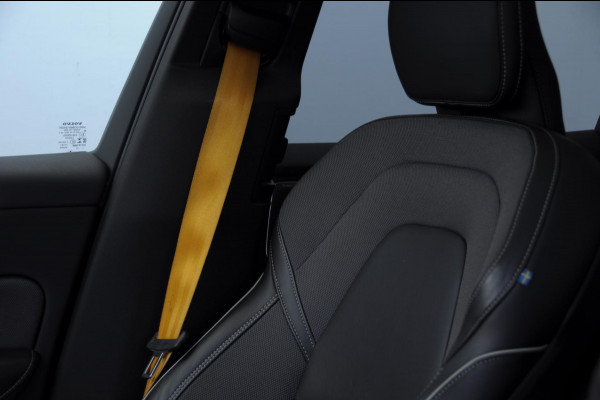 Volvo XC60 T8 408PK Automaat AWD Polestar Engineered / Bowers & Wilkins  / 22" velgen / Adaptieve koplampen / Elektrische stoelen / Ohlins dempers / Brembo remmen / BLIS / Adaptieve cruise control / Leder dashboard / Head up display