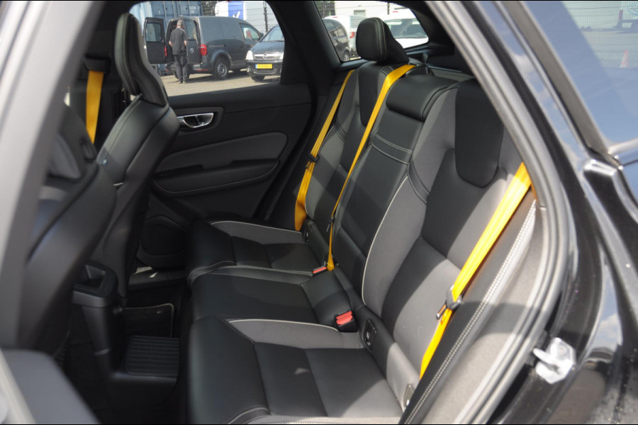 Volvo XC60 T8 408PK Automaat AWD Polestar Engineered / Bowers & Wilkins  / 22" velgen / Adaptieve koplampen / Elektrische stoelen / Ohlins dempers / Brembo remmen / BLIS / Adaptieve cruise control / Leder dashboard / Head up display
