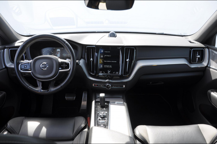 Volvo XC60 T8 408PK Automaat AWD Polestar Engineered / Bowers & Wilkins  / 22" velgen / Adaptieve koplampen / Elektrische stoelen / Ohlins dempers / Brembo remmen / BLIS / Adaptieve cruise control / Leder dashboard / Head up display