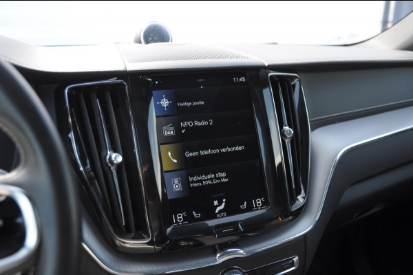 Volvo XC60 T8 408PK Automaat AWD Polestar Engineered / Bowers & Wilkins  / 22" velgen / Adaptieve koplampen / Elektrische stoelen / Ohlins dempers / Brembo remmen / BLIS / Adaptieve cruise control / Leder dashboard / Head up display
