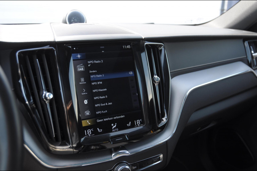 Volvo XC60 T8 408PK Automaat AWD Polestar Engineered / Bowers & Wilkins  / 22" velgen / Adaptieve koplampen / Elektrische stoelen / Ohlins dempers / Brembo remmen / BLIS / Adaptieve cruise control / Leder dashboard / Head up display