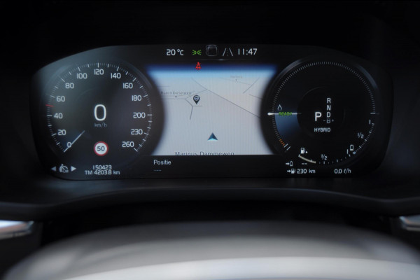 Volvo XC60 T8 408PK Automaat AWD Polestar Engineered / Bowers & Wilkins  / 22" velgen / Adaptieve koplampen / Elektrische stoelen / Ohlins dempers / Brembo remmen / BLIS / Adaptieve cruise control / Leder dashboard / Head up display