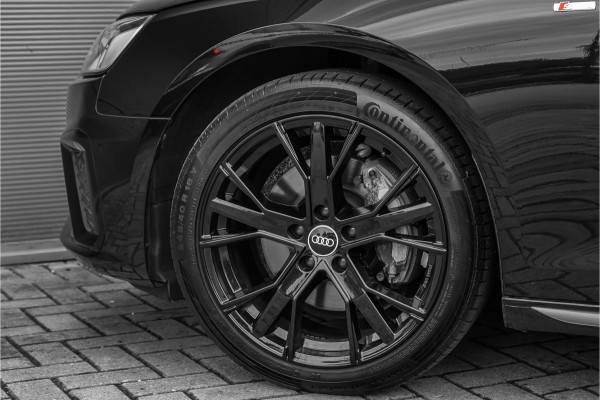 Audi A4 Avant 40 TFSI S Edition Competition Pano ACC Stoelverw Camera 18"