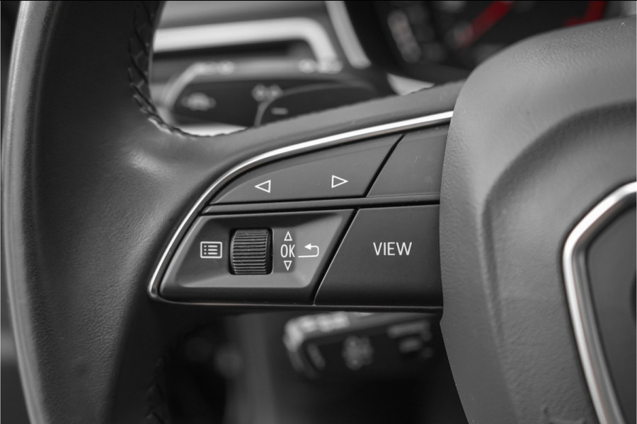 Audi A4 Avant 40 TFSI S Edition Competition Pano ACC Stoelverw Camera 18"